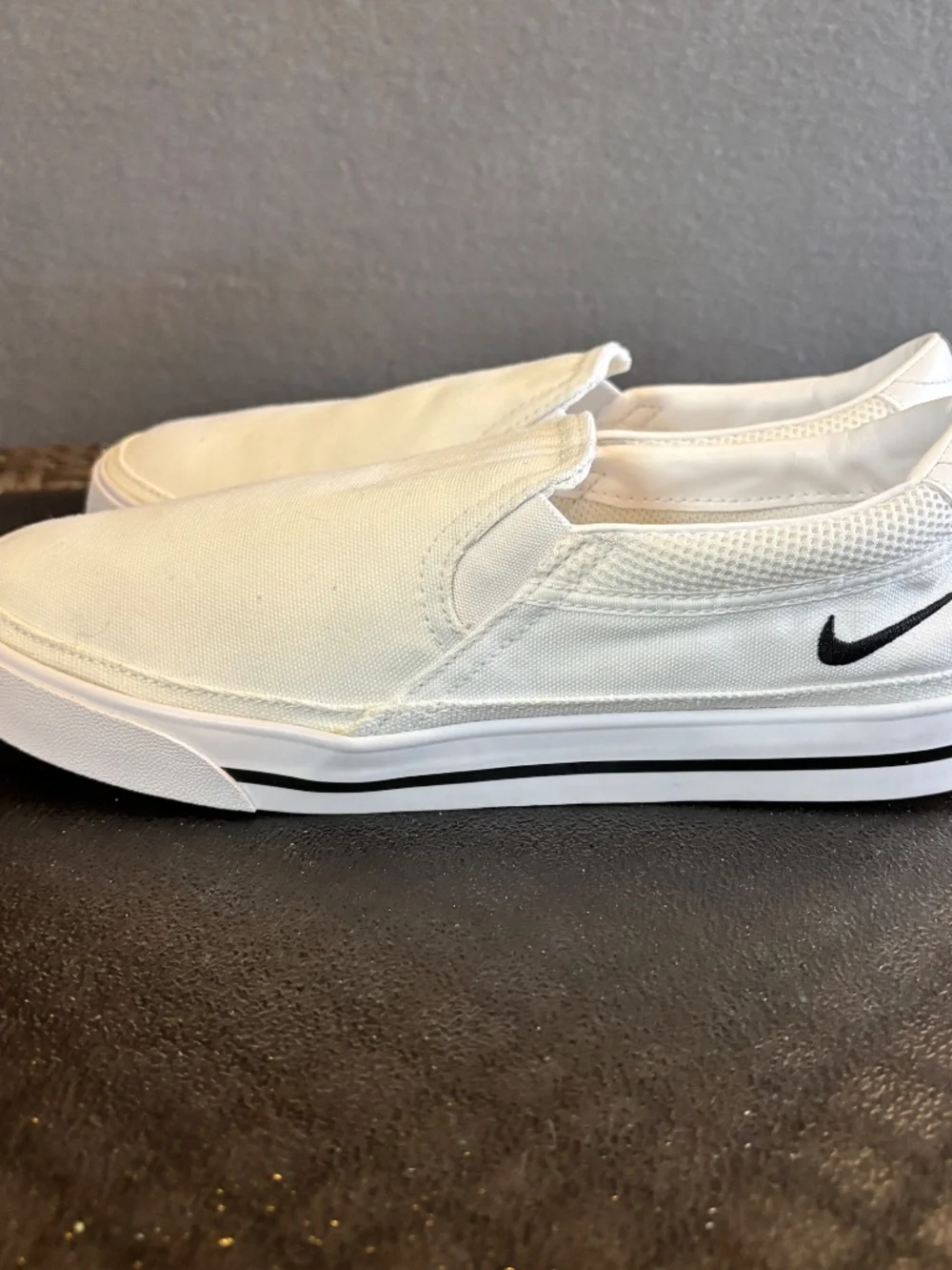 Nike Court Legacy Slip On Canvas Loafer Sneakers Size 9.5